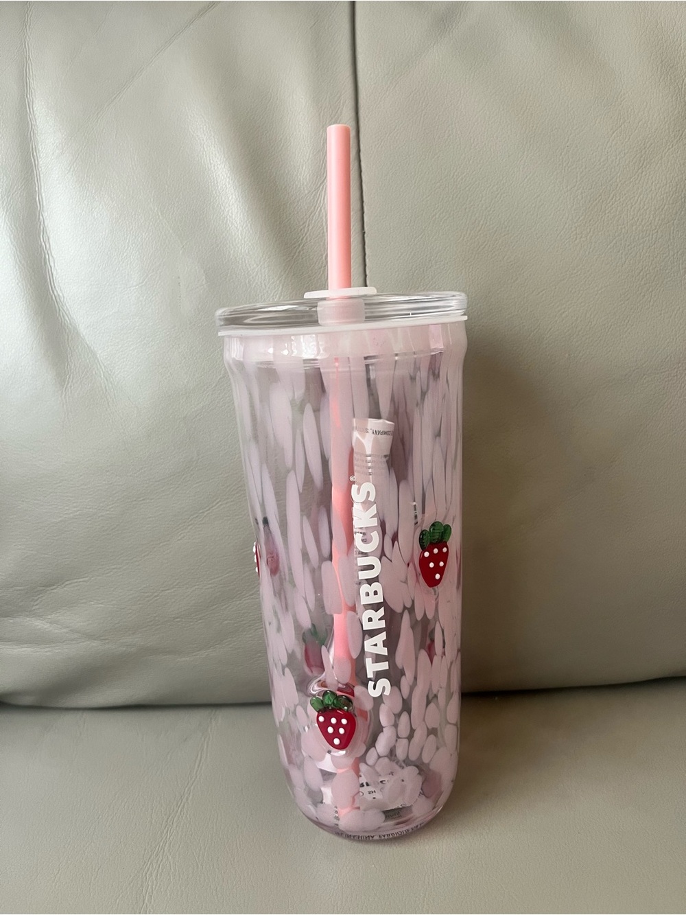 🩷🔥 Starbucks Pink Strawberry Glass Cup 16oz- NWT, ready to ship!